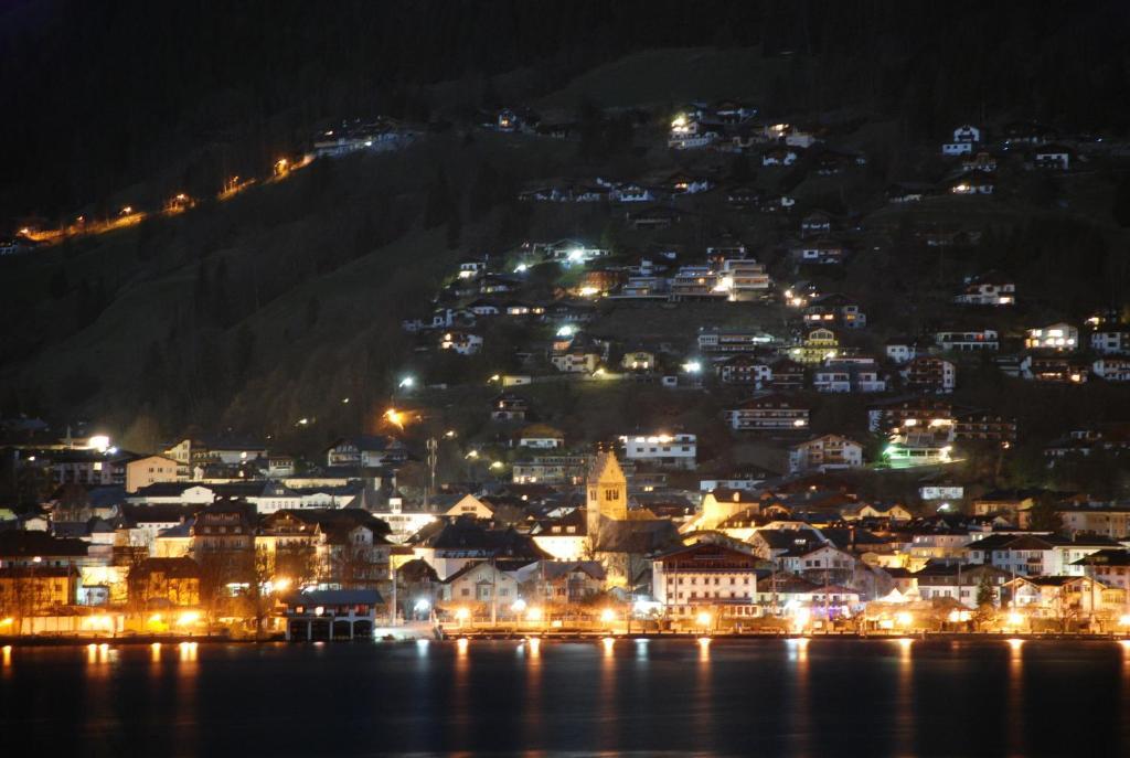 Apartments Kitzsteinhorn ツェル アム ゼー エクステリア 写真